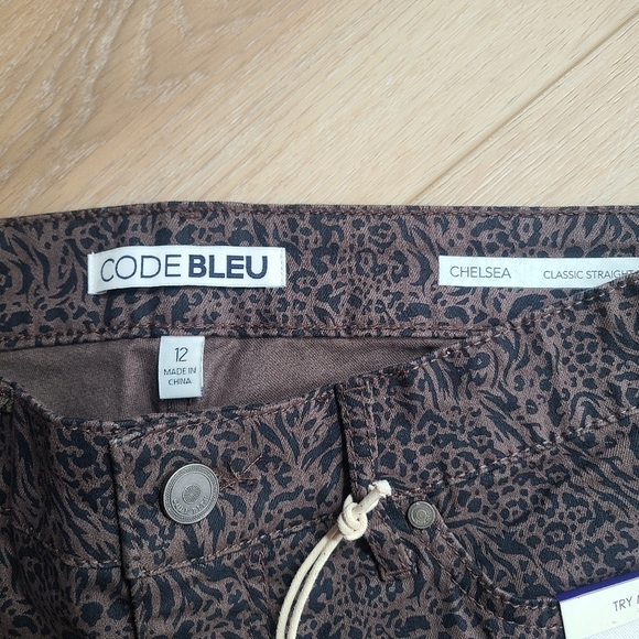 Code Bleu Chelsea Black Patterned Straight Leg Pants NWT - Picture 4 of 10